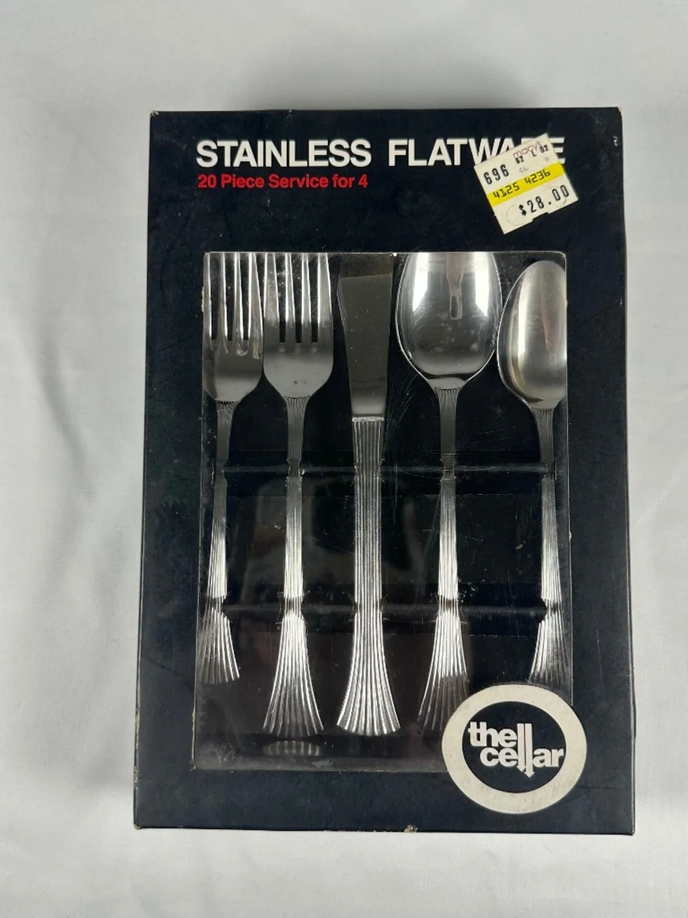 The Cellar Macy's Stainless Flatware 20 Piece Service for 4 Ribbed Flared NIB